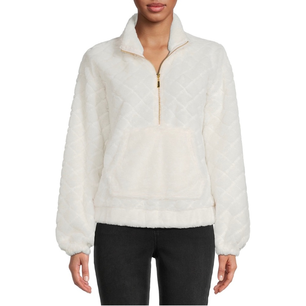 NWT Juniors Quilted Faux Fur Pullover